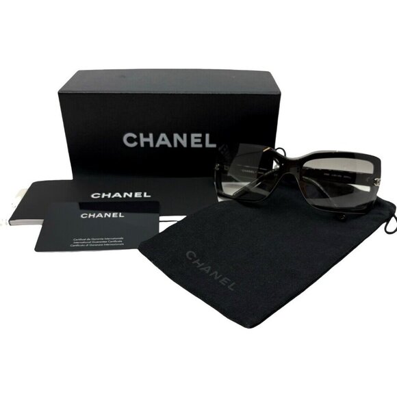 Authentic CHANEL Black Frame Sunglasses 5065 Black #36635304 - Picture 1 of 12